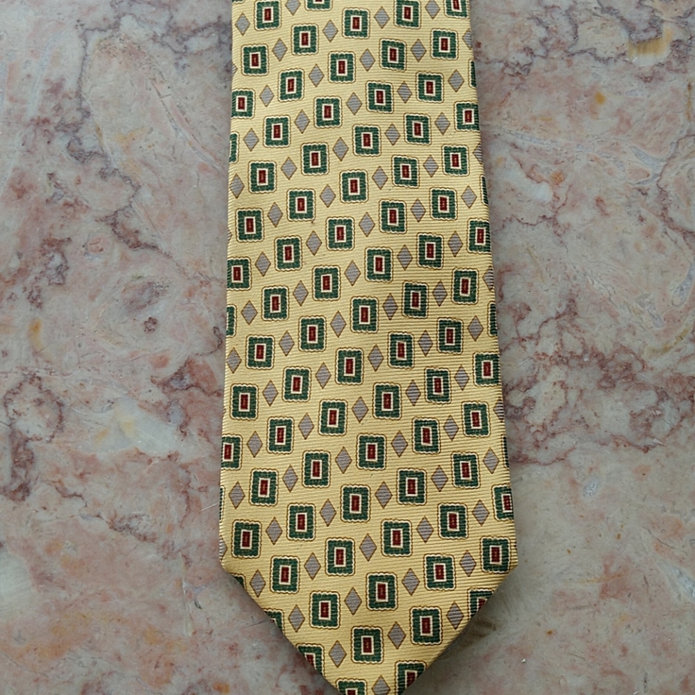COMING VINTAGE Brooks Brothers Contemporary Foulard Silk Tie - Picture 2 of 2